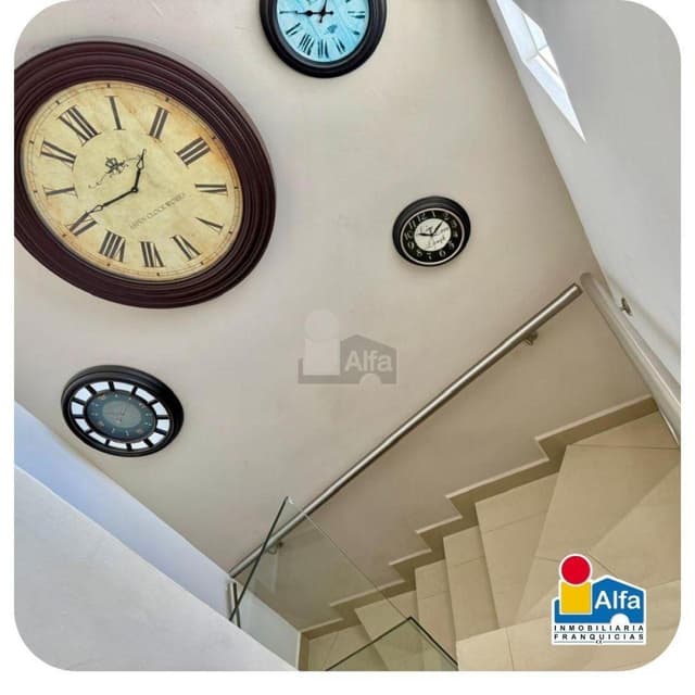 CASA EN RENTA EQUIPADA CON EXCELENTE UBICACION