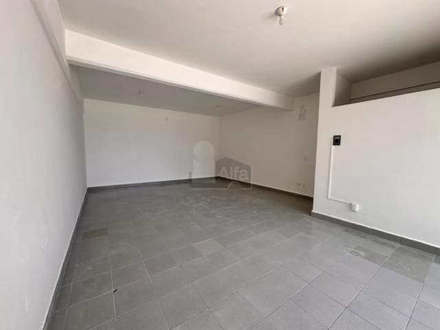 Local comercial en renta en plaza comercial en Metepec