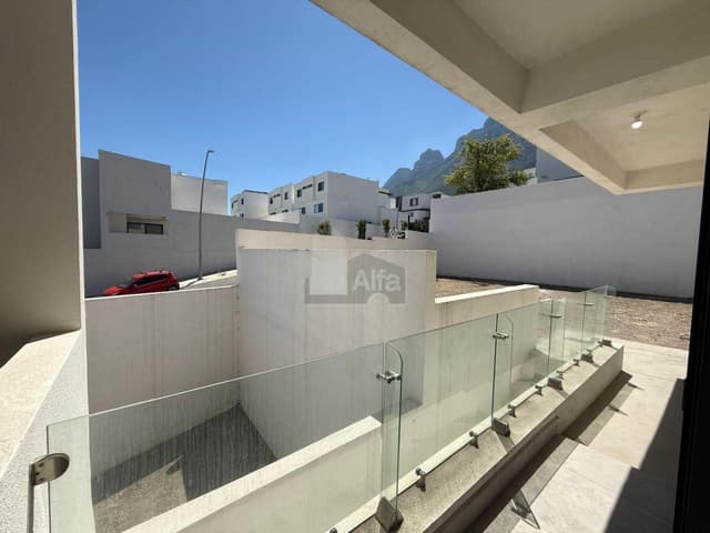 Casa en venta, Puerta de Hierro, Monterrey, Nuevo León.