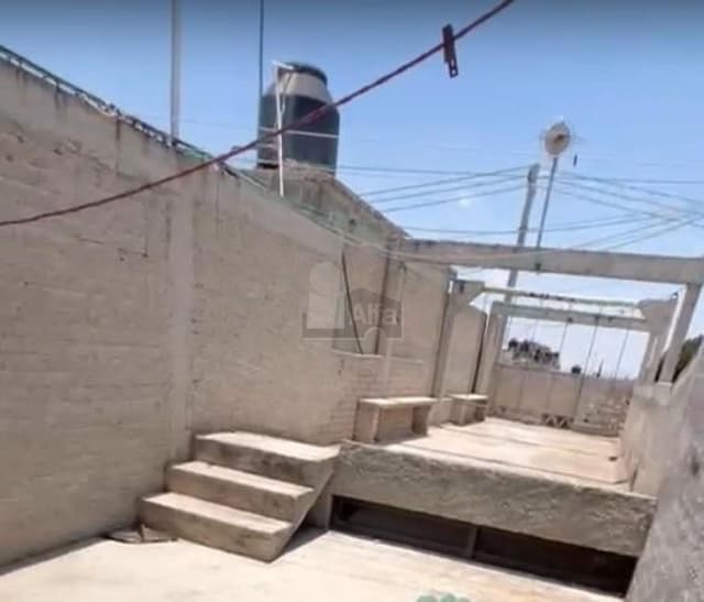 Casa sola en venta en Ejército del Trabajo, Chicoloapan, México.