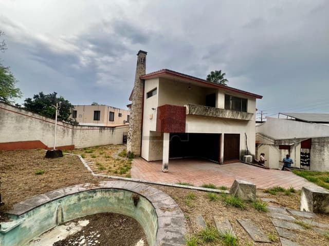 Casa en venta Cumbres 2 sector, Monterrey, Nuevo León.