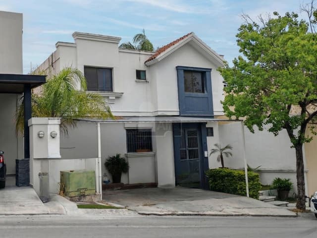 Casa en venta en Jardines del Paseo Monterrey Nuevo Leon Zona Sur