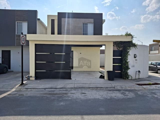 Casa en renta, Los Parques, García, Nuevo León.
