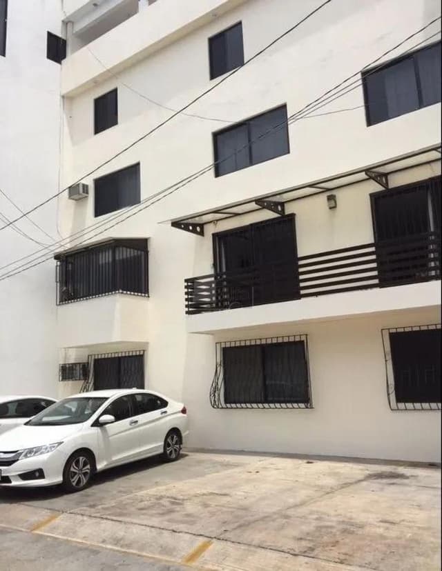 Departamento en renta semi amueblado en Cerrada  Av Universidad