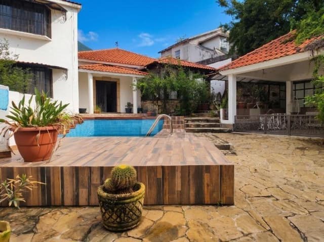 Quinta en venta en Jardines de la Silla  Juárez Nuevo León