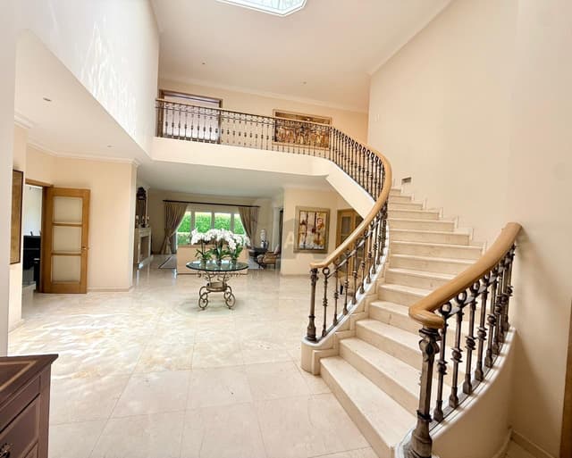 Espectacular residencia en Bosque de las Lomas