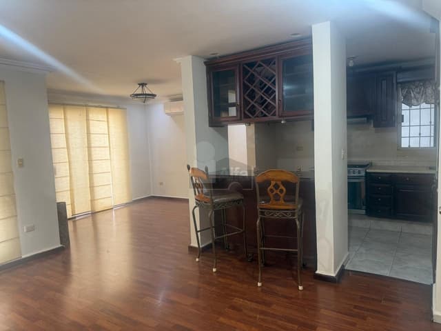casa en renta en Privadas de Anáhuac sector francés Escobedo Nuevo León