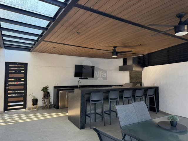 Casa en venta en Cumbres Madeira, Monterrey, Nuevo León
