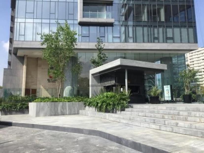 Gallery main