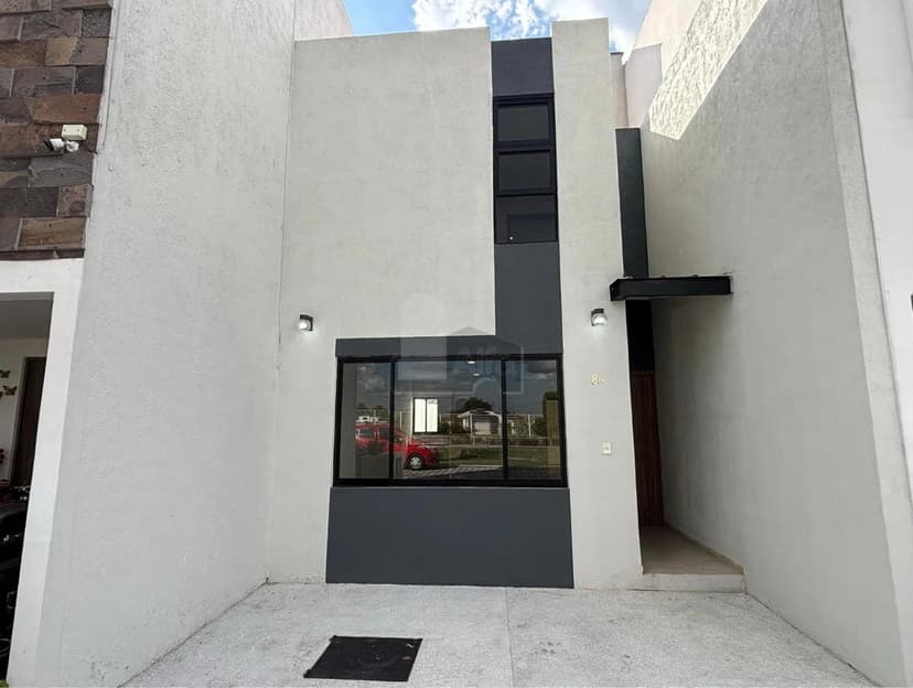 Gallery main