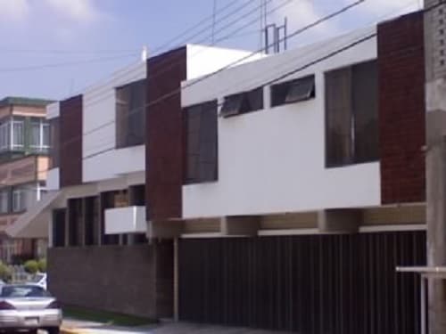 Gallery main