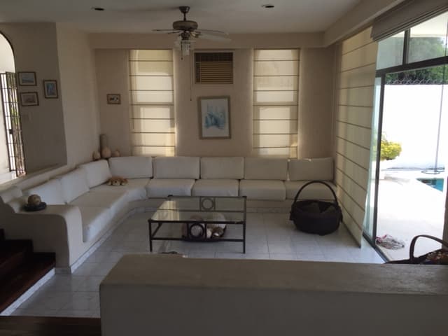 HERMOSA CASA EN COSTA AZUL, ACAPULCO Y CERCA DEL GOLF Y COSTERA