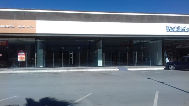 Local - Comercial en Renta - 5