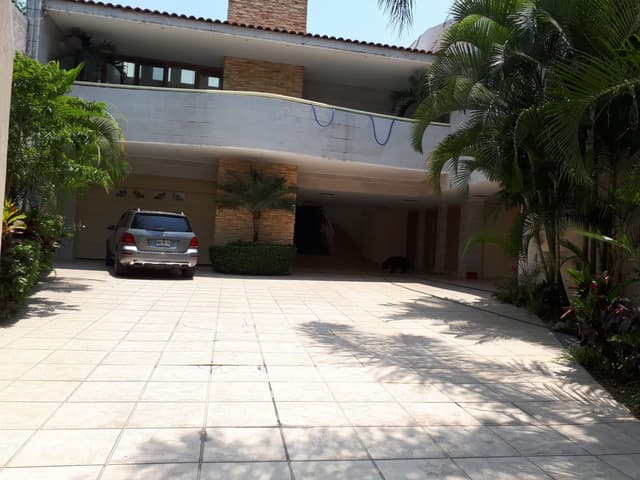 CUERNAVACA CASA EN VENTA, COL.  VISTA HERMOSA