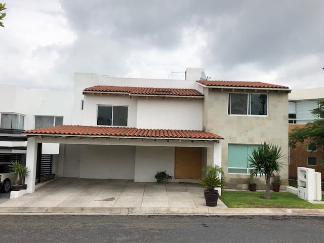 CASA EN VENTA MISIÓN CONCÁ