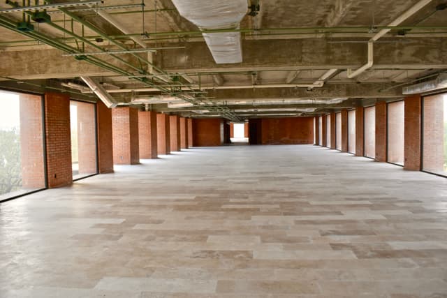 Oficina Renta Avenida Prolongación Faja de Oro