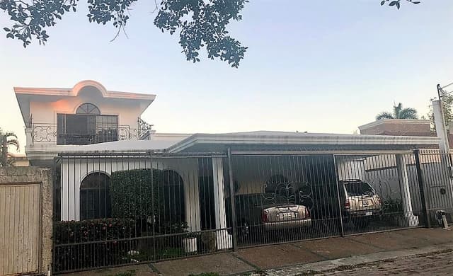 CASA EN VENTA EN COUNTRY CLUB TAMPICO