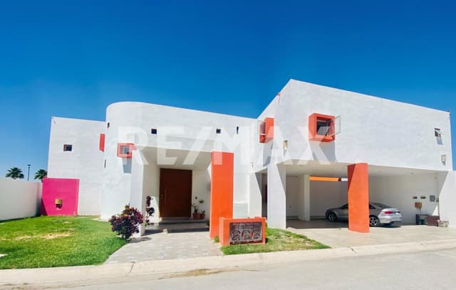 CASA EN VENTA EN HACIENDA DEL ROSARIO.