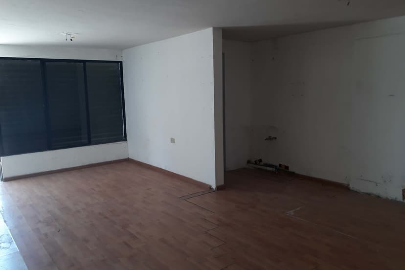 Gallery main