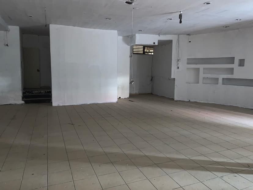 Gallery main