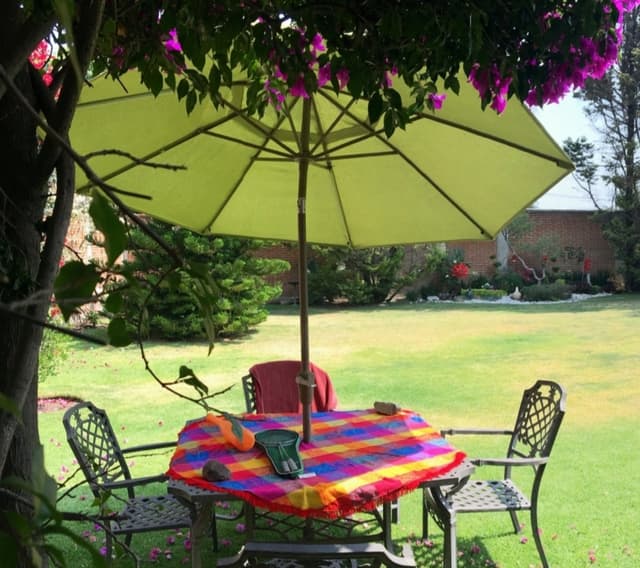 CASA EN VENTA DE LUJO CON TERRENO MUY AMPLIO