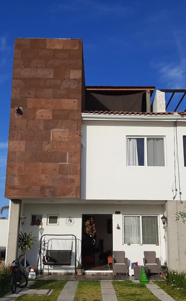 CASA EN VENTA EN CIUDAD MADERAS QUERÉTARO