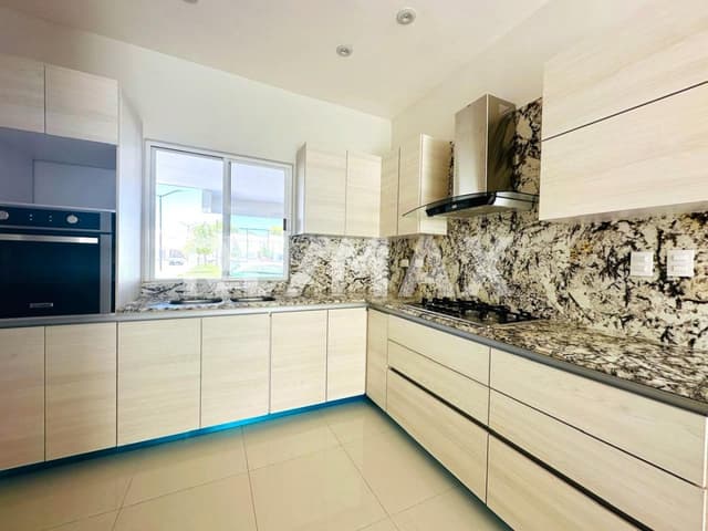 CASA EN VENTA EN LOMA DEL NORTE