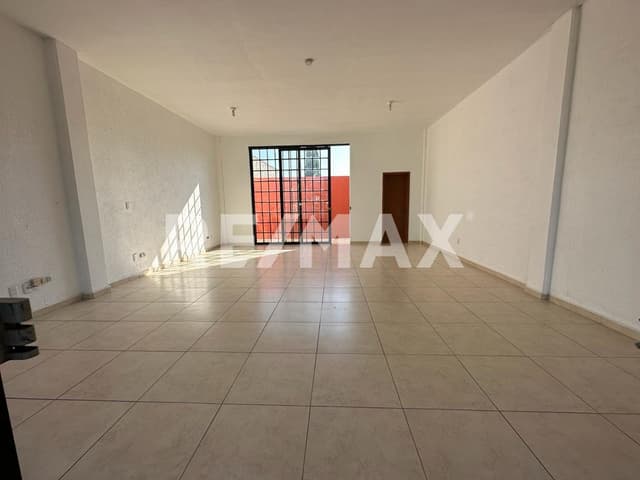 Local Oficina comercial en AV. DEL PARQUE