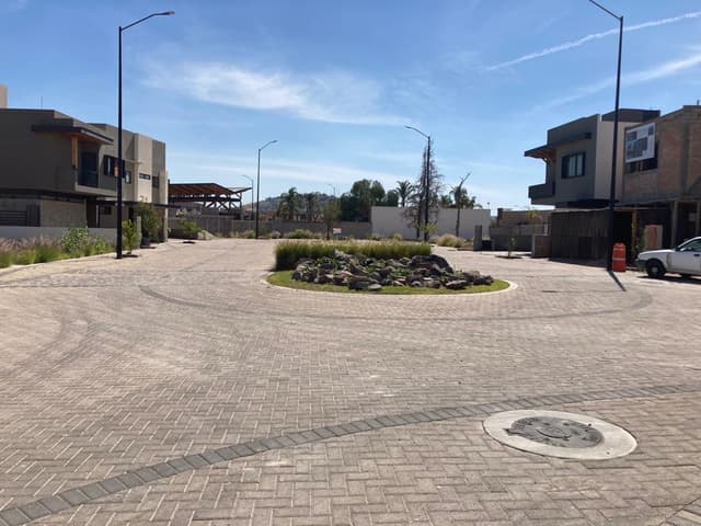 TERRENO EN VENTA EN HACIENDA CARLOTA QUERETARO RTV191125-GM