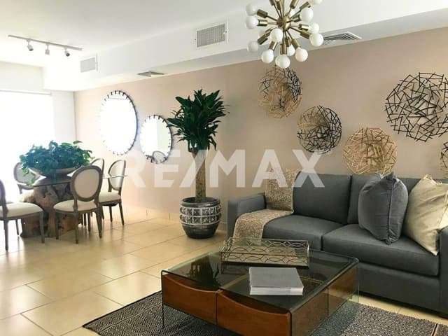 CASA EN VENTA EN VALLE DE LOS ALMENDROS | PRIVADA MOLLAR