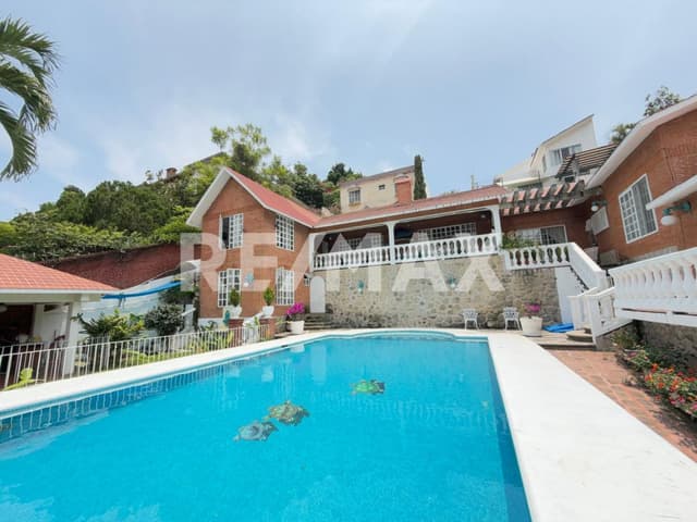 Venta de casa sola, Col. La Pradera, Cuernavaca…Clave 2740