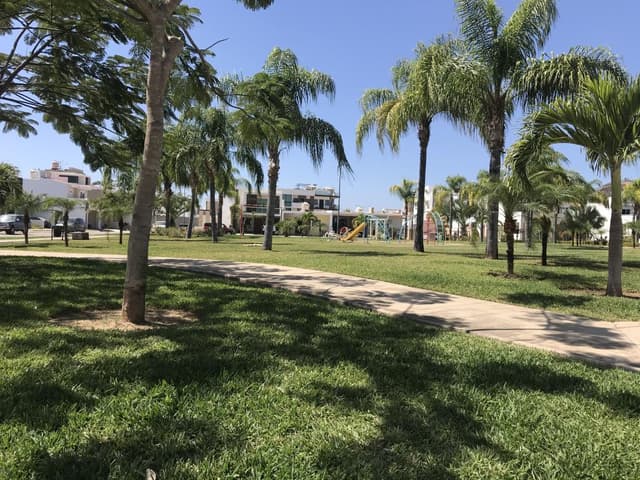 CASA EN RENTA EN REAL DEL VALLE              