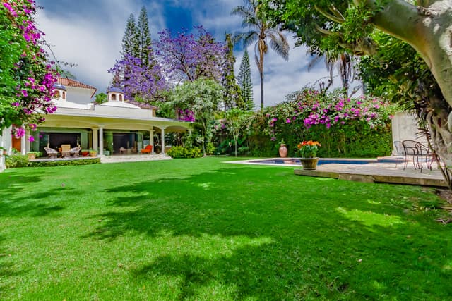 Venta de casa, Col. Rancho Cortes, Cuernavaca, Morelos…Clave 3095