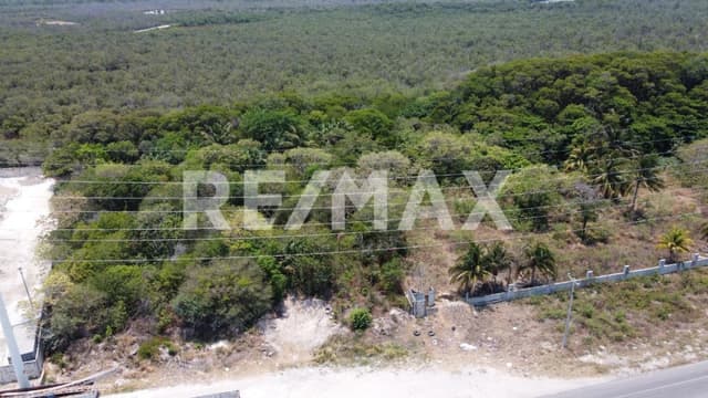 Terreno en venta en Km 13.27 Ciudad del Carmen Campeche