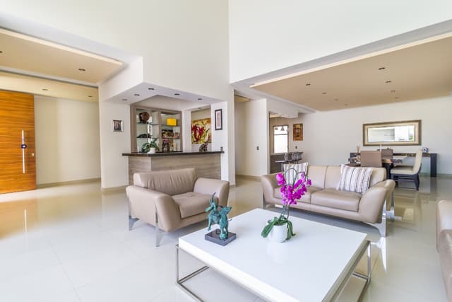 Venta de casa sola, Col. Volcanes, Cuernavaca, Mor...Clave 3165