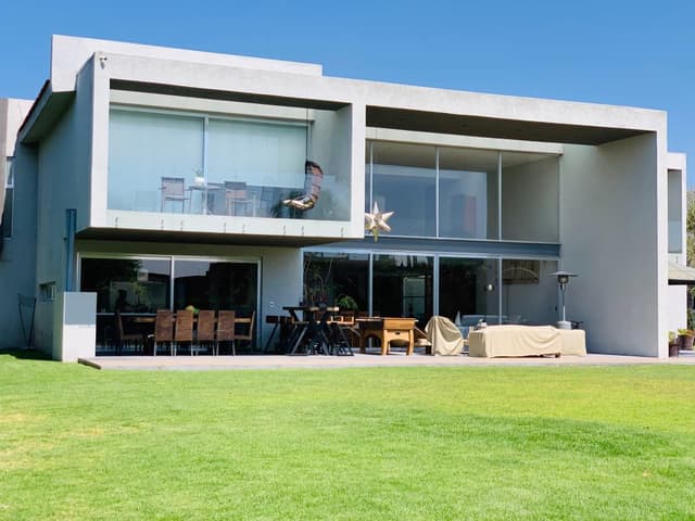 CASA EN VENTA EL CAMPANARIO QUERETARO  RCV200605-AE