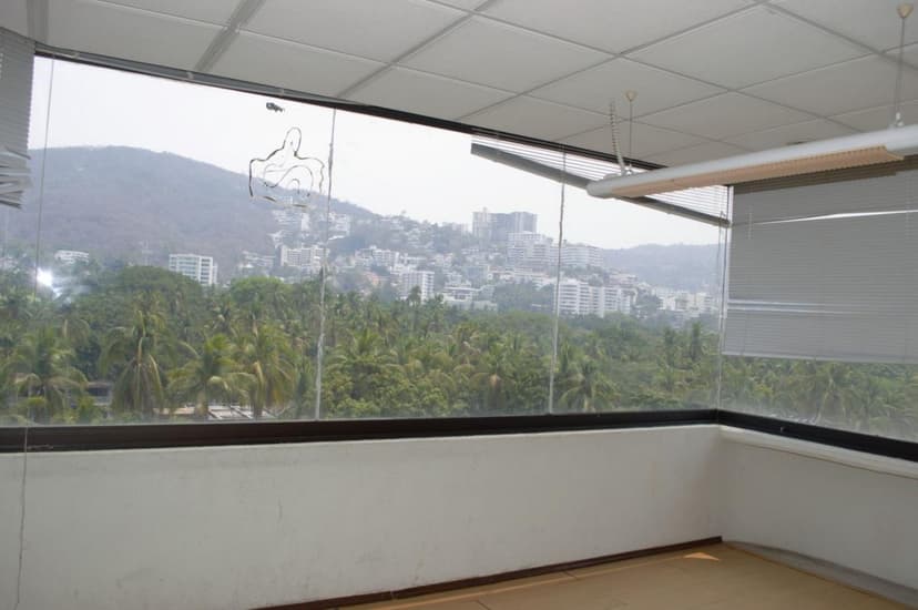 Gallery main