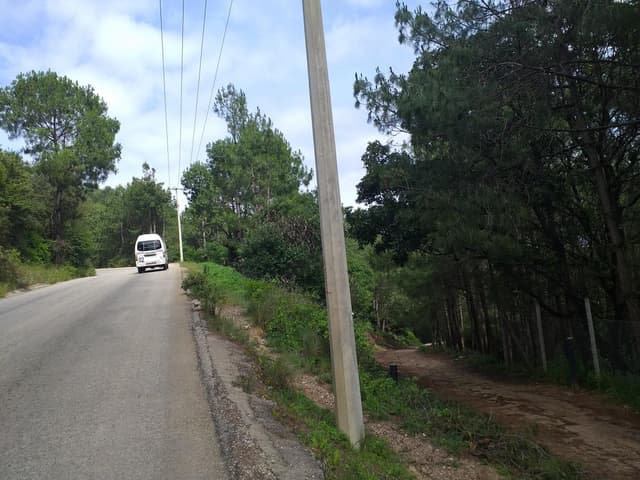 AMPLIO TERRENO EN VENTA, BOSCOSO Y CON SALIDA A PERIFERICO OTE.