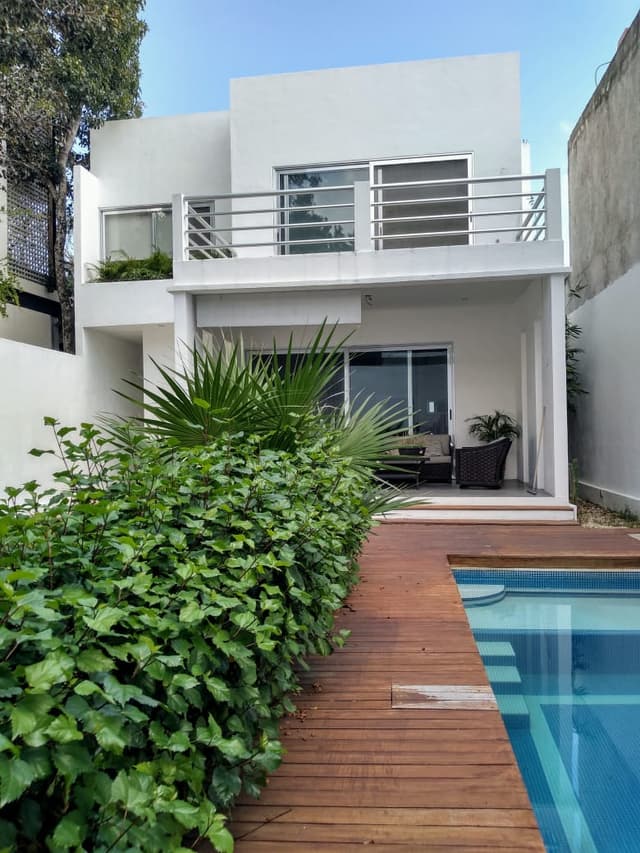 CASA CON 3 RECAMARAS