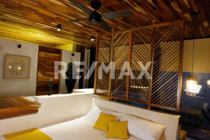 Loft en Venta con Paredes de Cristal