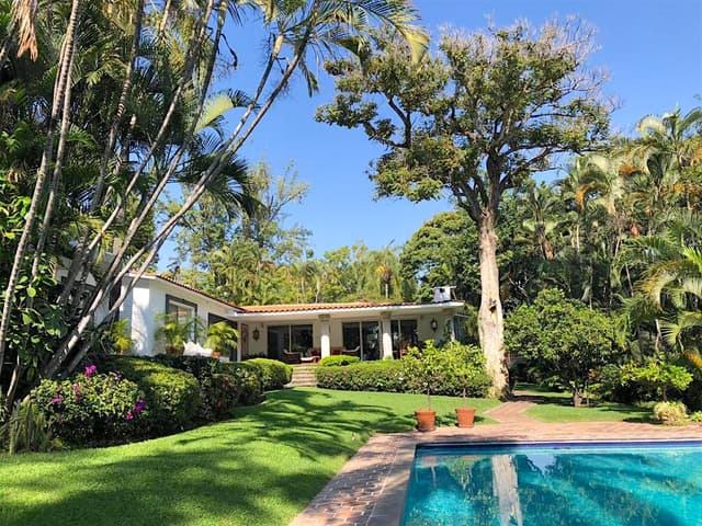 Venta de casa Quinta en Cuernavaca, Morelos...Clave 3289