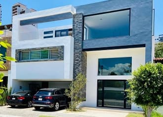 CASA en VENTA FRACC. LOMAS DE ANGELOPOLIS