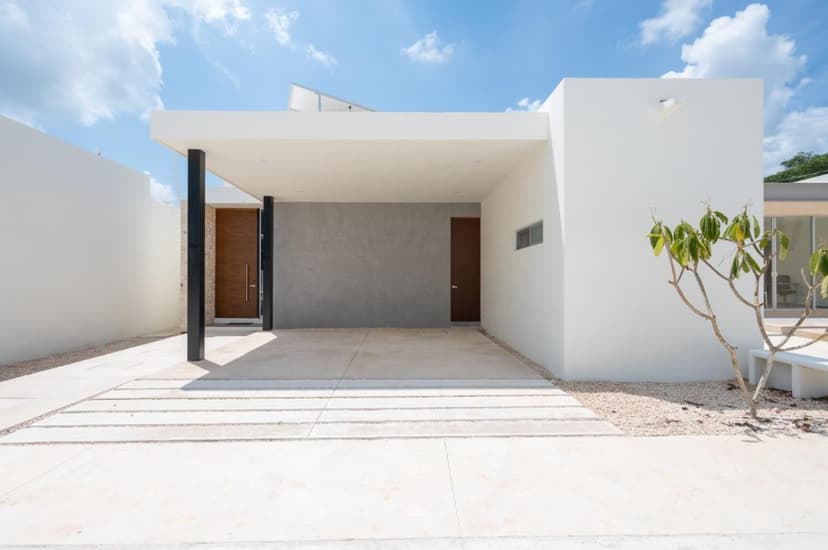 EN VENTA CASA DE UN PISO CON PISCINA