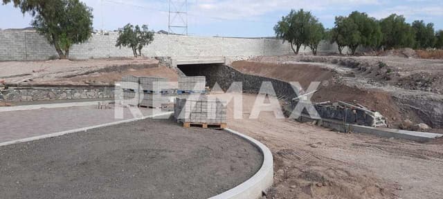 TERRENOS EN VENTA EN CAÑADAS DEL ARROYO QUERETARO 
