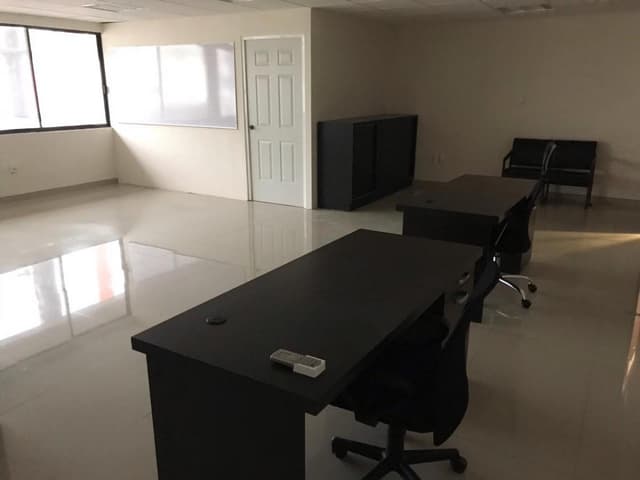 Excelente oficina en Renta en Avenida Hidalgo, Tampico, Tamaulipas.