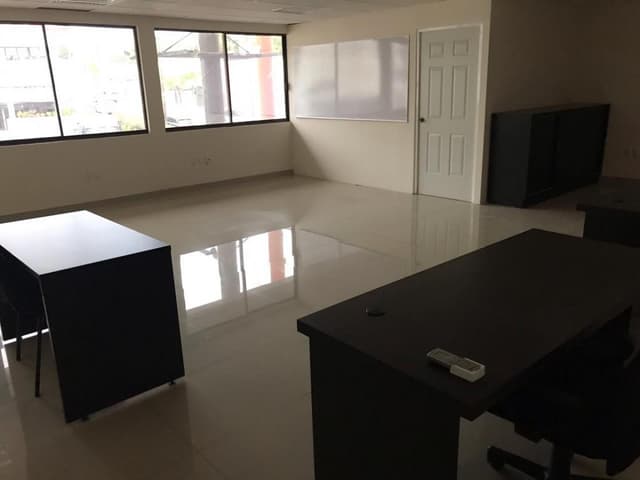 Excelente oficina en Renta en Avenida Hidalgo, Tampico, Tamaulipas.