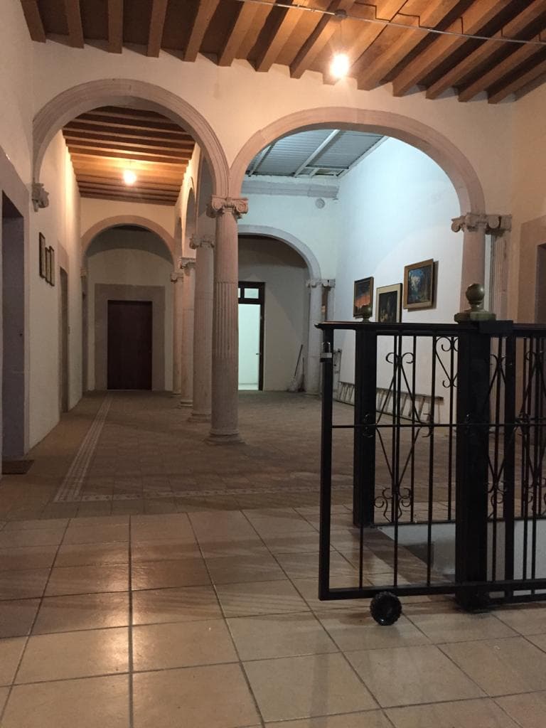 Gallery main