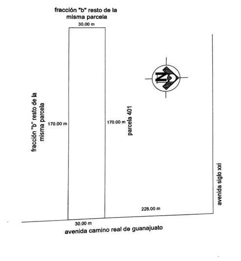 Terreno comercial en venta frente al INFORUM Irapuato. 