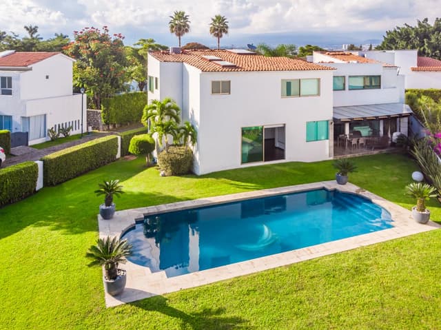 Venta de casa en Kloster Sumiya, Jiutepec, Morelos...Clave 3505
