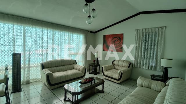 Se vende casa Colonia del Maestro